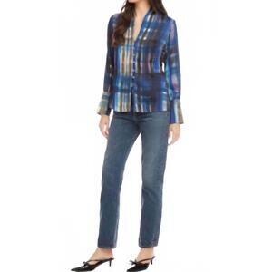 NEW FIFTEEN TWENTY v neck button front blouse in print